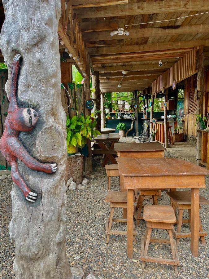 Hostel Rustico Marabi Tárcoles Eksteriør billede