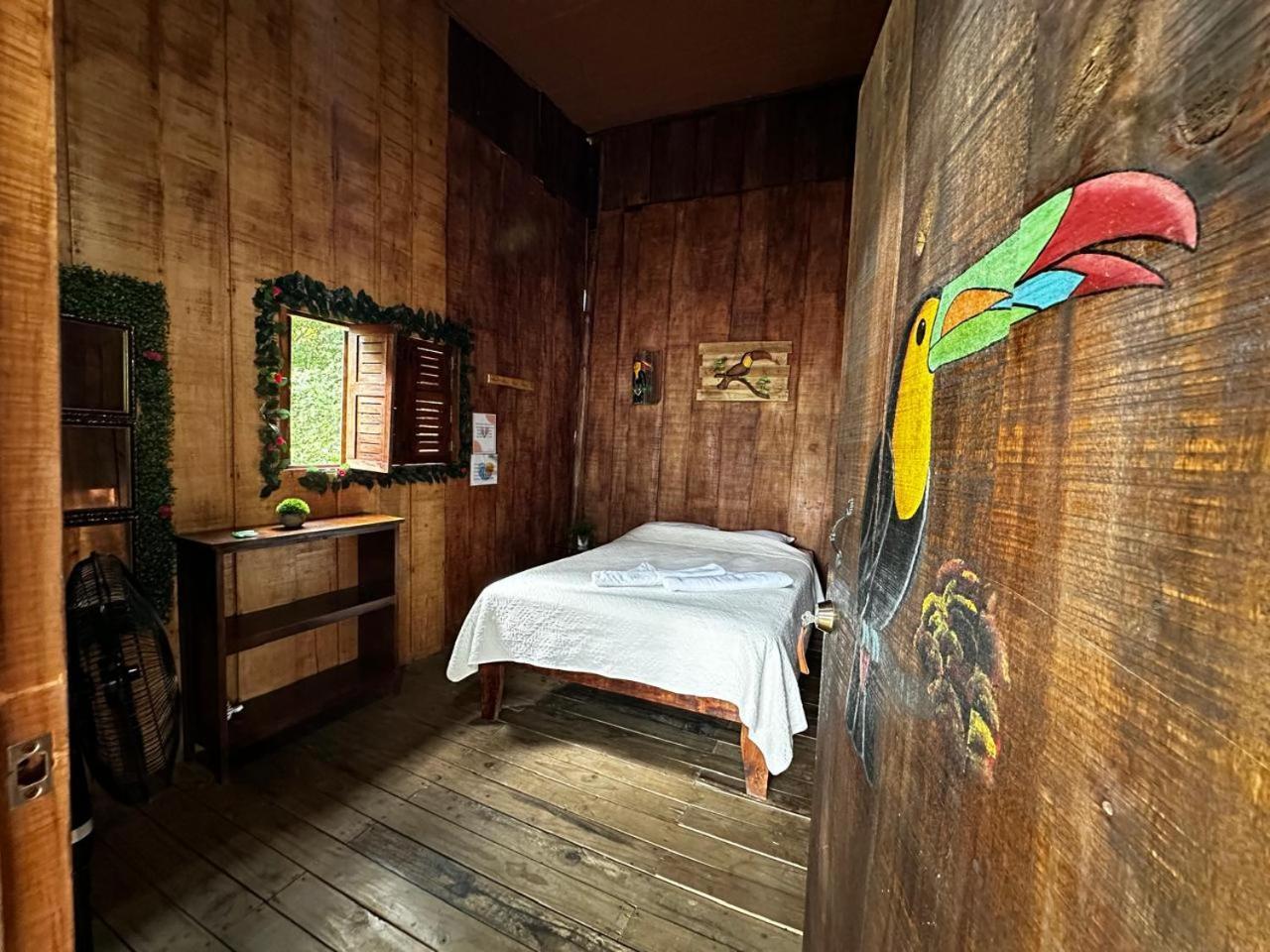 Hostel Rustico Marabi Tárcoles Eksteriør billede